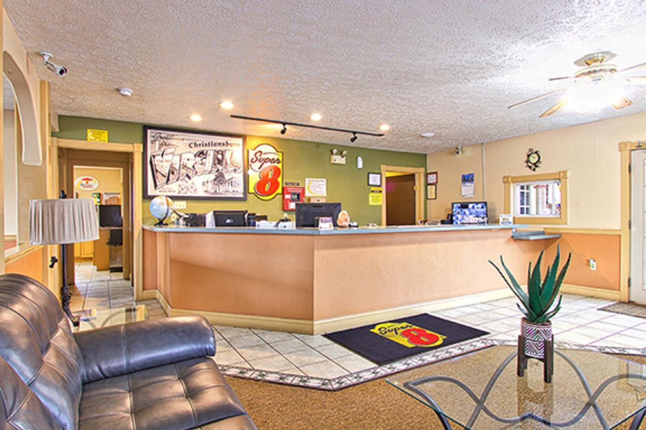 Super 8 By Wyndham Christiansburg Exterior foto